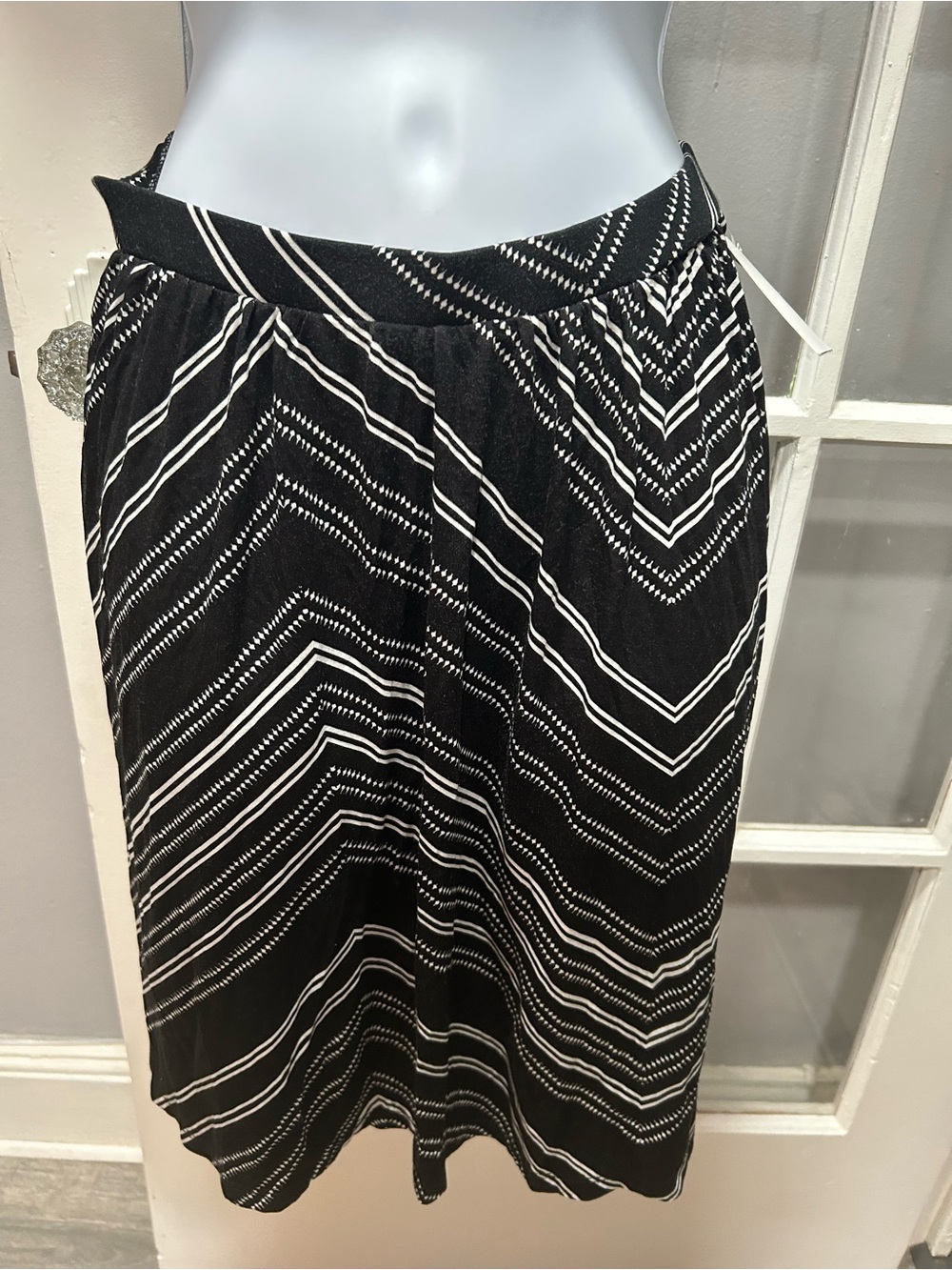 Black & White Chevron Maxi Skirt — Women